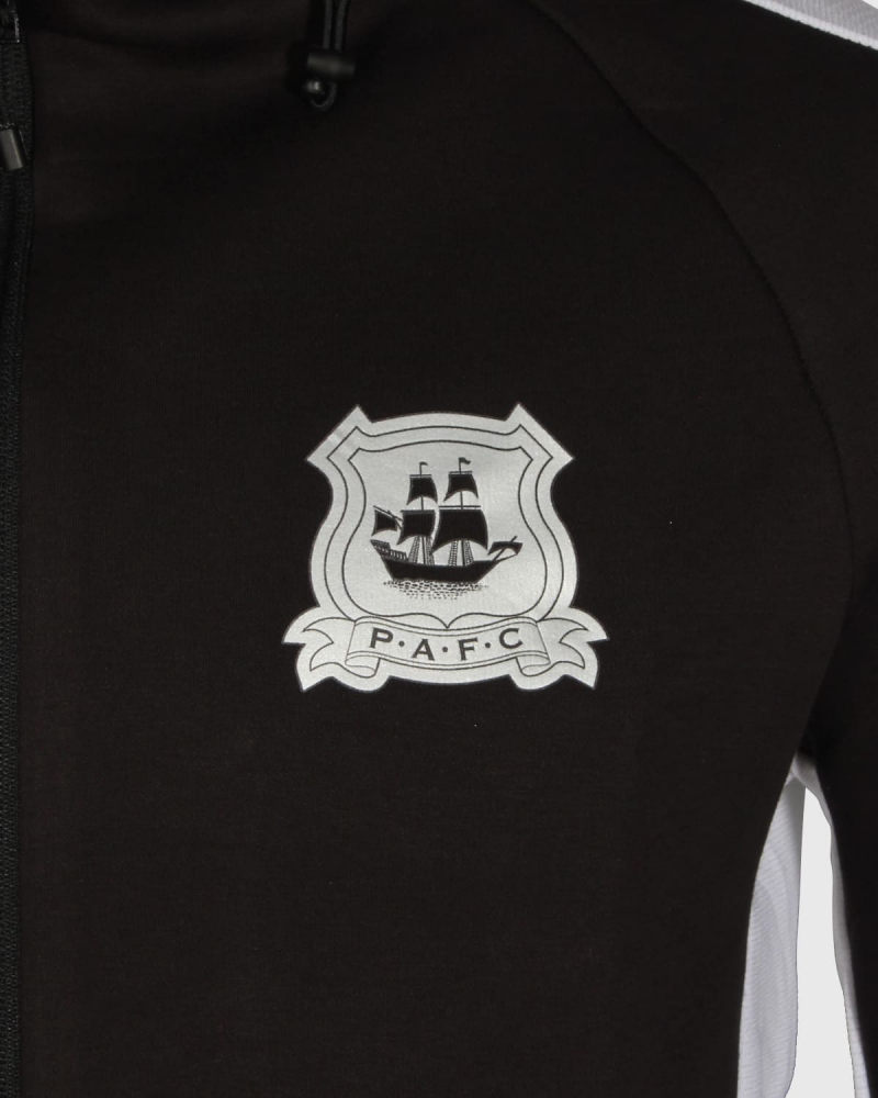 25-26 Black Travela Hoody Adult